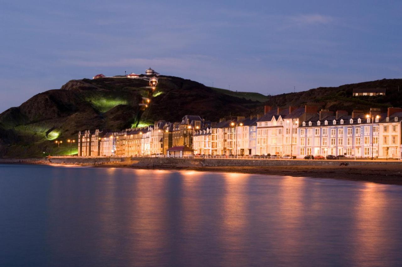 No 46 Marine Terrace Aparthotel Aberystwyth Exterior photo
